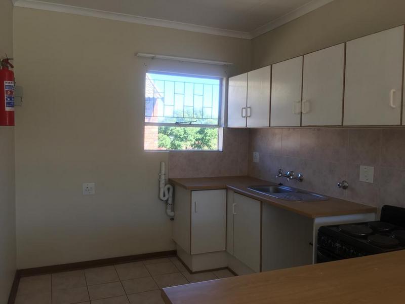 2 Bedroom Property for Sale in Langenhovenpark Free State